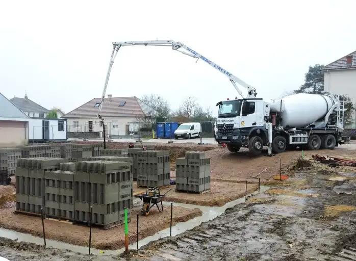 L'avancement de la construction du restaurant scolaire